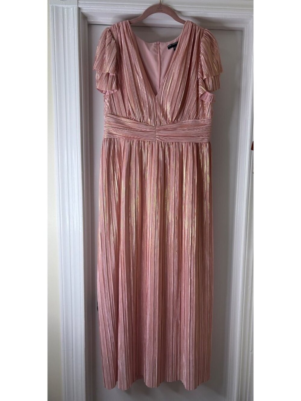 Maggy London Pink Metallic Pleated Maxi Dress Size 12 Bridgerton Wedding Guest